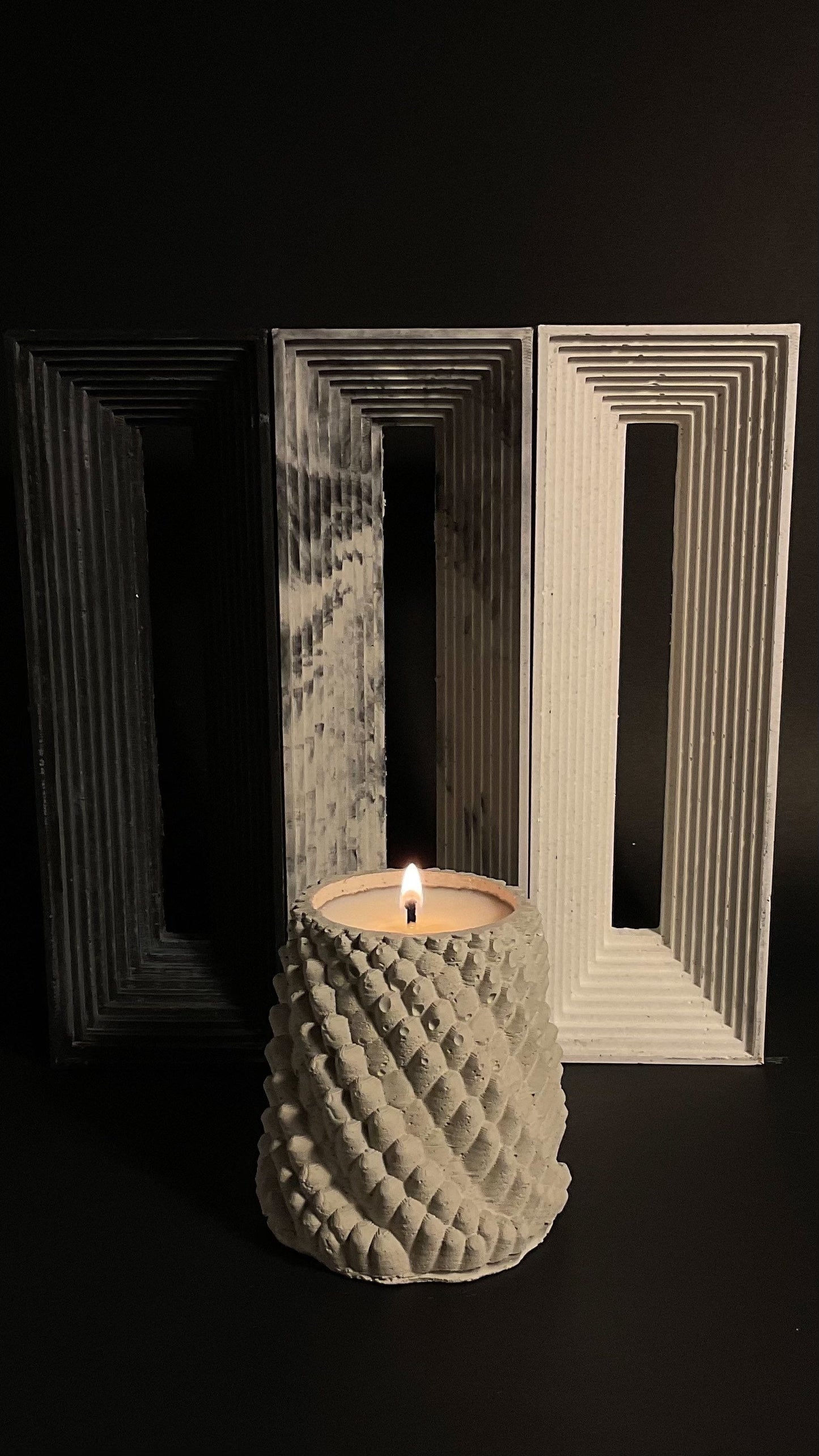 Dragon skin concrete vessel | Dragon scale pen holder | Dragon texture candle vessel | Dragon scale plant pot | Halloween decoration