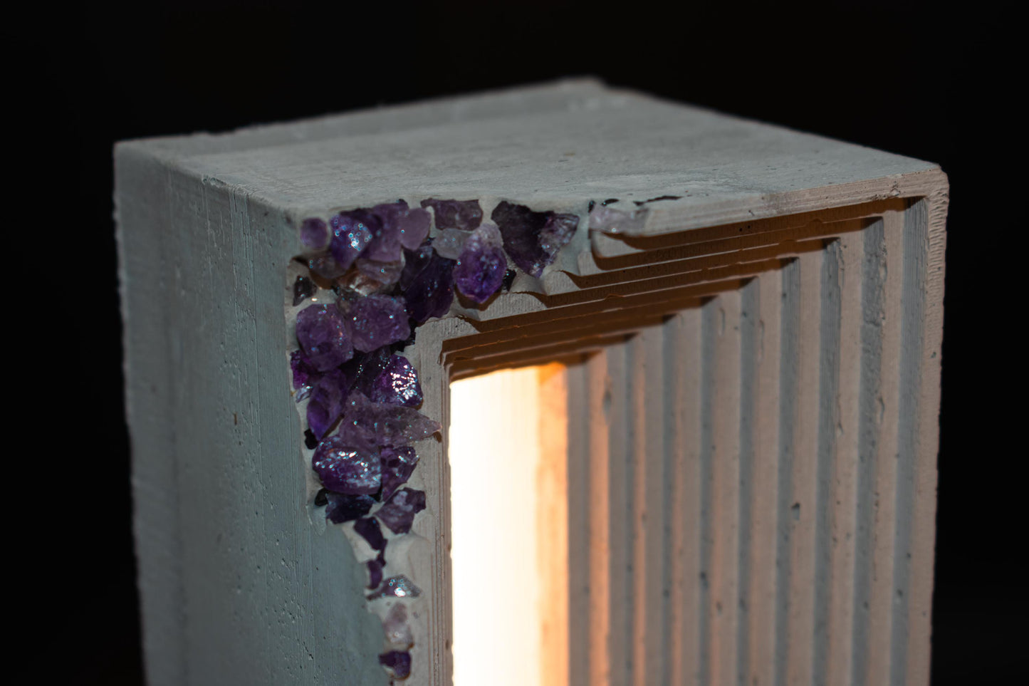 Crystal Industrial Table Lamp / Concrete night Light / Unique Home Decor / Modern Loft Decor / Birthstone / Luxury Gift / Cement Decor
